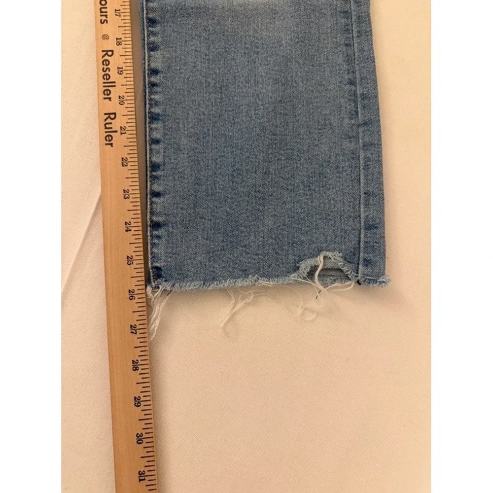 Levis Wedgie‎ Straight Distressed High Rise Jeans Light Wash Blue Size 32